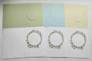 06 - Round - open - The Craft Box Blog - Paisley Inside the pack